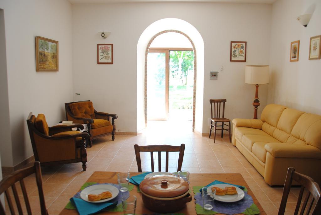 Agriturismo Casal Taccone Apartamento Tarquinia Quarto foto