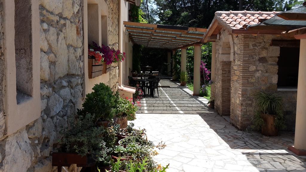 Agriturismo Casal Taccone Apartamento Tarquinia Exterior foto